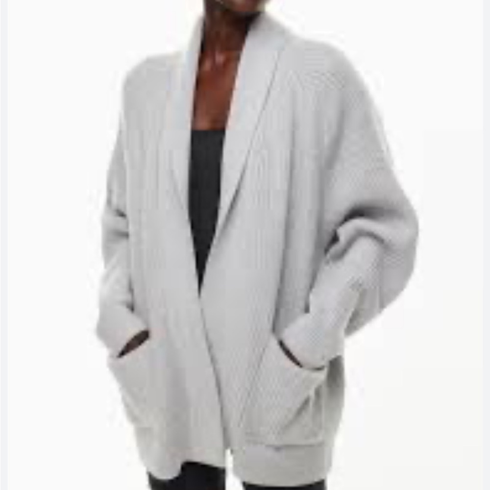 Aritzia Wilfred Free Wool Oversized Taupe Gray Knit Cardigan Size Small
